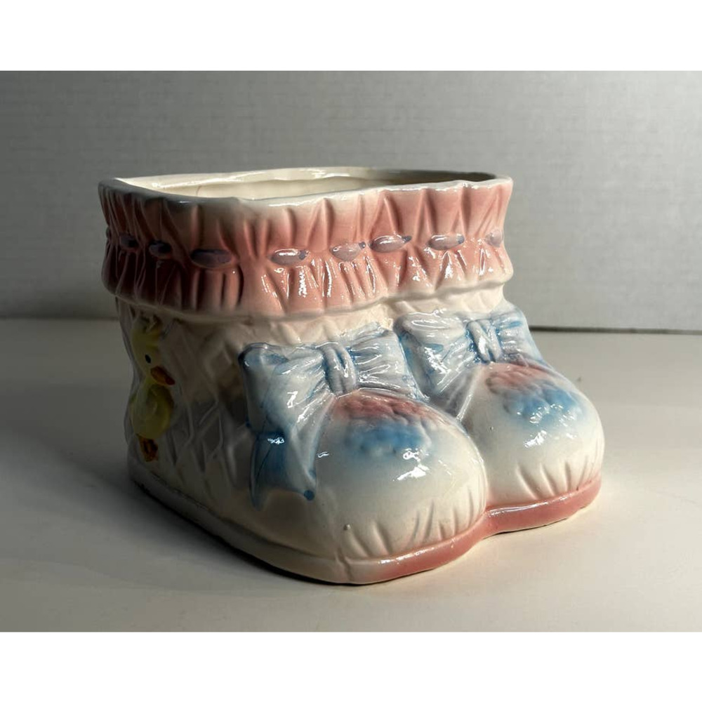 Vintage MCM Giftware Co Nancy Pew Pink & Blue Ceramic Baby Booties Planter